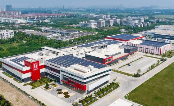 بناء مستودع من قبل مع رسم BIM وتصميم سقف صفيحة فولاذية واحدة