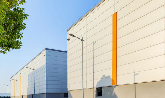 مستودع بناء هيكل فولاذي صلب بإطار صلب وعمر افتراضي طويل مع حجم وتخطيط قابلين للتخصيص